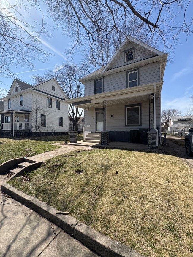 property at 726 Denver St