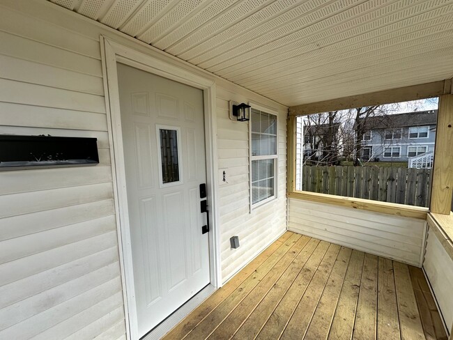 215 E North St in Kalamazoo, MI - Building Photo - Building Photo