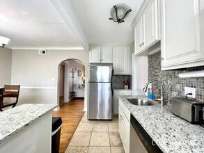 1107 W 45th St in Kansas City, MO - Building Photo - Building Photo