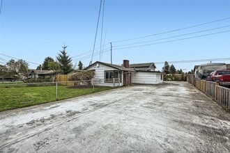 11963 SE 160th St in Renton, WA - Building Photo - Building Photo