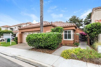 16 Cordoba in Irvine, CA - Building Photo - Building Photo
