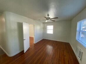 715 2nd Ave S in Lake Worth Beach, FL - Building Photo - Building Photo
