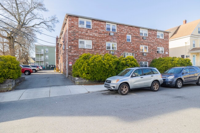 239-241 Farnham St in Lawrence, MA - Building Photo - Building Photo