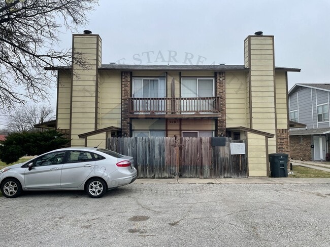 property at 3001 Lake Rd