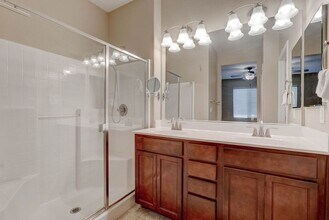 10931 Sardinia Sands Dr in Las Vegas, NV - Building Photo - Building Photo