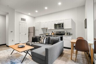 209 9th St in Pittsburgh, PA - Building Photo - Building Photo