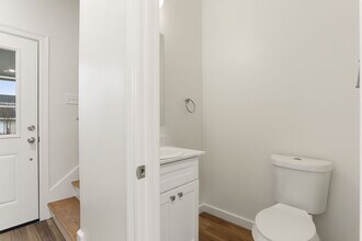 2910-2910 Mandeville St in New Orleans, LA - Building Photo - Building Photo