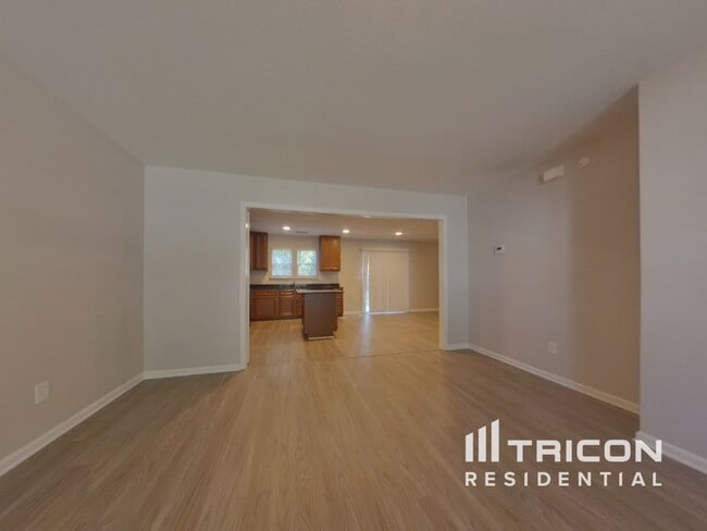453 Denman Loop in Columbia, SC - Building Photo - Building Photo