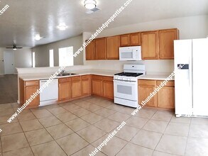 5916 Night Rose Ave NW in Albuquerque, NM - Building Photo - Building Photo