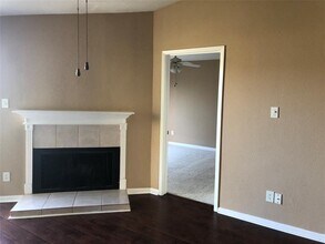 18800 Egret Bay Blvd-Unit -1602 in Houston, TX - Foto de edificio - Building Photo