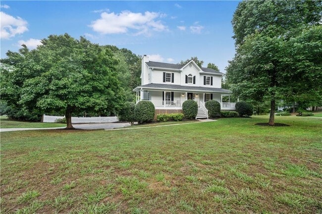 property at 328 Deerwood Dr