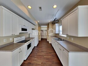 7145 Riverfront Dr in Nashville, TN - Building Photo - Building Photo