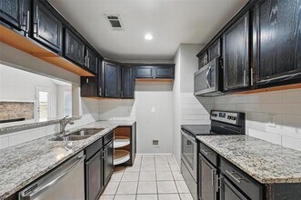 701 Via Miramonte in Mesquite, TX - Building Photo - Building Photo