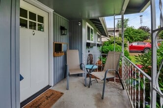 517 W St SE in Tumwater, WA - Building Photo - Building Photo