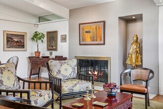 664 Woodmont Ave in Berkeley, CA - Foto de edificio - Building Photo