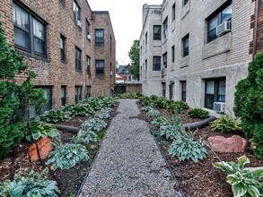 Chicago Villas II in Minneapolis, MN - Foto de edificio - Building Photo