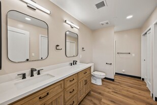 3820 E Fort Lowell Rd, Unit 203 in Tucson, AZ - Building Photo