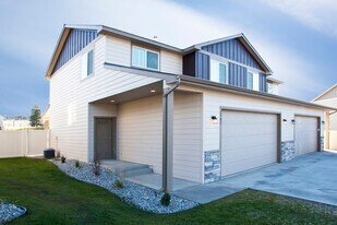 Orchard Land Duplexes in Coeur d'Alene, ID - Building Photo