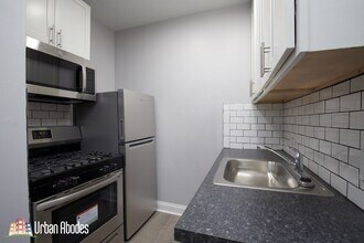 4245 N Kenmore Ave, Unit M03B in Chicago, IL - Foto de edificio - Building Photo