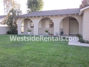 5985 Dovetail Dr in Agoura Hills, CA - Foto de edificio - Building Photo