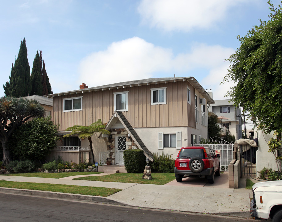 1829 Corinth Ave in Los Angeles, CA - Building Photo