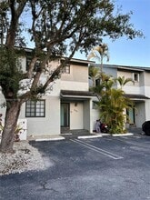 3538 SW 17th St in Miami, FL - Building Photo - Building Photo