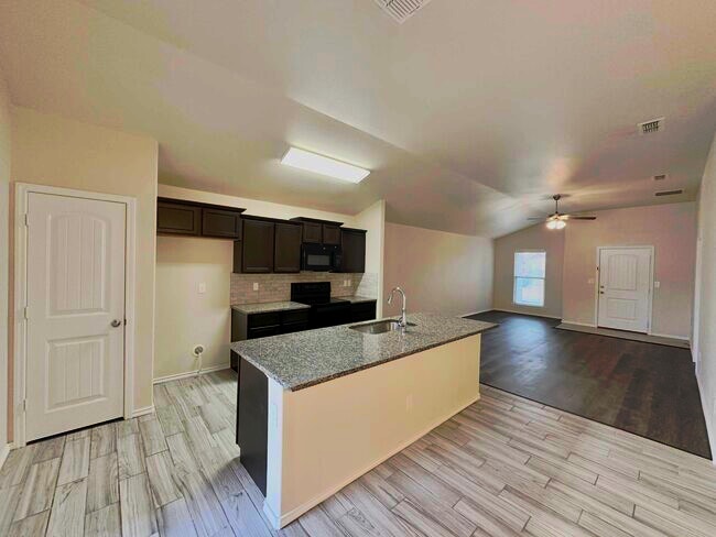 2119 140th St in Lubbock, TX - Building Photo - Building Photo