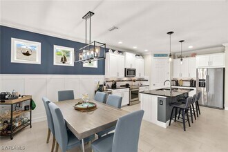 14616 Topsail Dr in Naples, FL - Building Photo - Building Photo