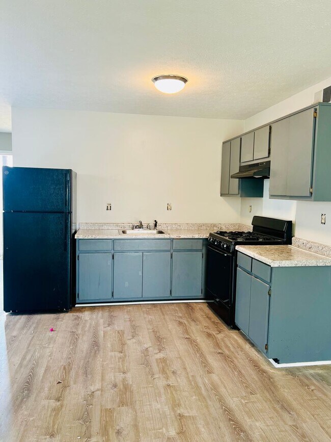 3109 W Muhammad Ali Blvd, Unit 4 in Louisville, KY - Foto de edificio - Building Photo