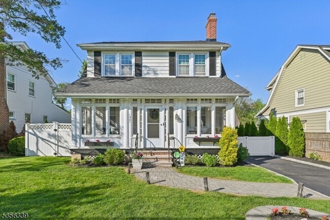 1021 Grandview Ave in Westfield, NJ - Building Photo - Building Photo