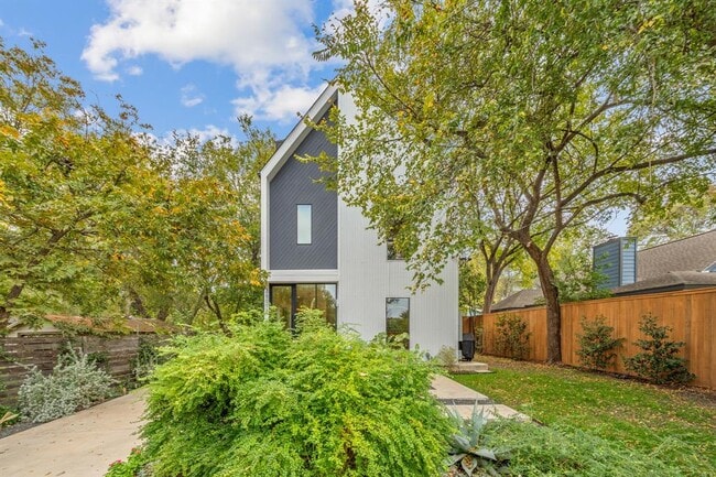 2509 Durwood St in Austin, TX - Building Photo - Building Photo