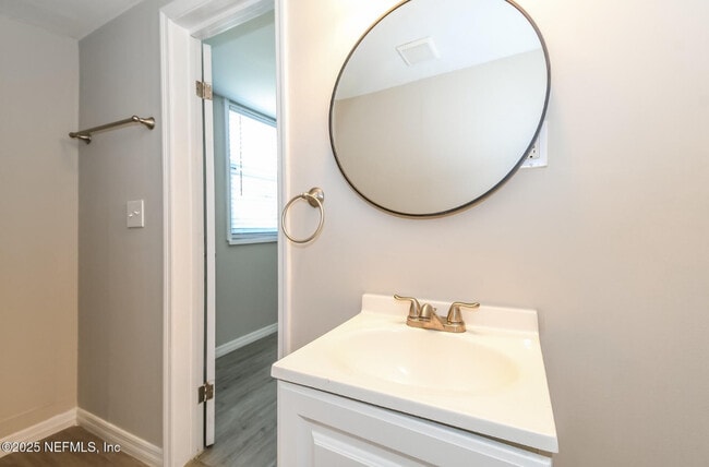 5746 Techwood Dr in Jacksonville, FL - Building Photo - Building Photo
