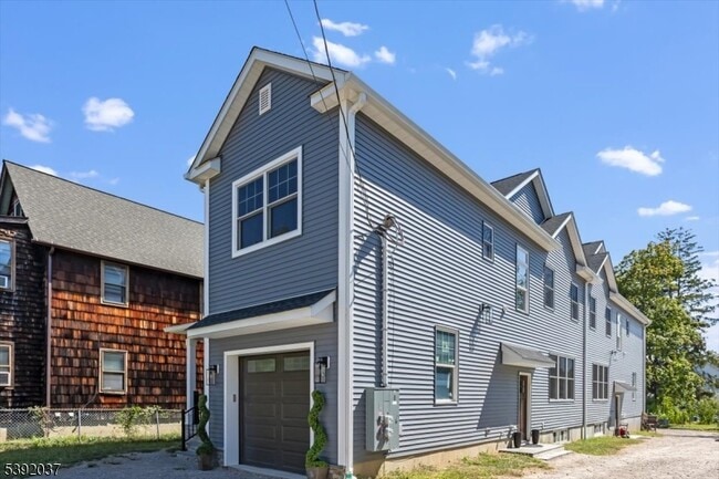 235 Martin Luther King Ave in Morristown, NJ - Building Photo - Building Photo