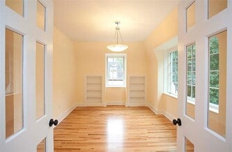 9 Alden Pl in Bronxville, NY - Building Photo - Building Photo