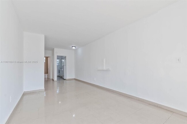 1685 Jefferson Ave in Miami Beach, FL - Building Photo - Building Photo