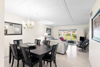 3 Abbey Ln in Delray Beach, FL - Building Photo - Building Photo