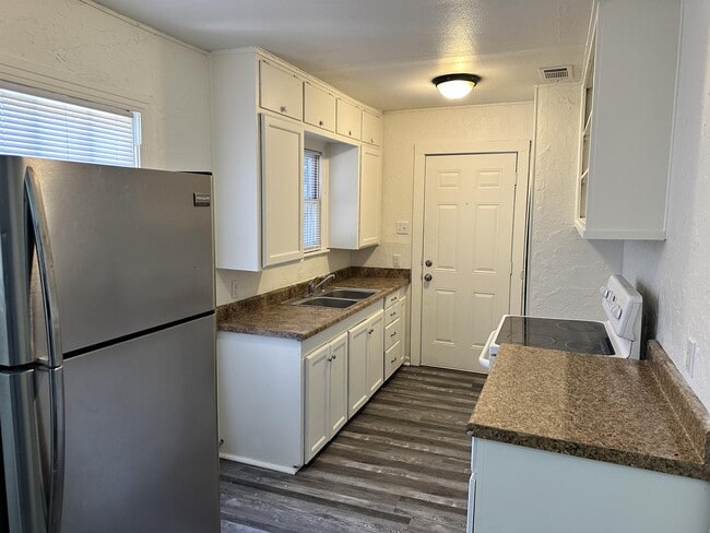 834 Brinker St in Sulphur Springs, TX - Building Photo - Building Photo