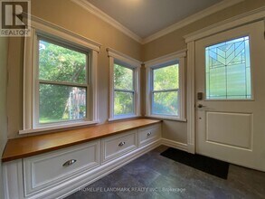 1 Christman Ct in Markham, ON - Building Photo - Building Photo