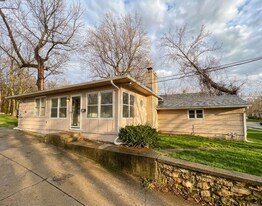 1413 S Sterling Ave in Independence, MO - Building Photo