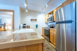 2740 Shadowmoon Ln in Driggs, ID - Building Photo - Building Photo
