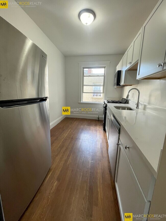 11 Melvin Ave, Unit 12 in Boston, MA - Building Photo - Building Photo
