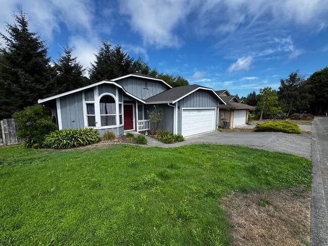 4071 Hillside Ct in Eureka, CA - Building Photo - Building Photo