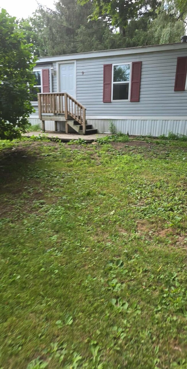 property at 4006 Outlet Rd