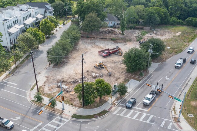 The White Oak in Houston, TX - Building Photo - Building Photo