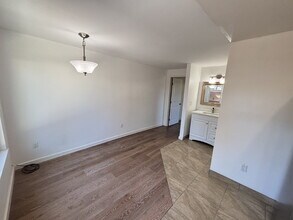5283 Concord Blvd in Concord, CA - Foto de edificio - Building Photo