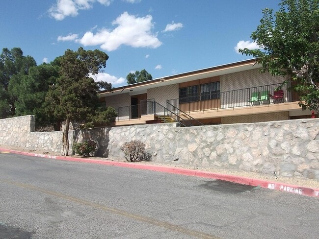 6400 Edgemere Blvd, Unit 23 in El Paso, TX - Building Photo - Building Photo