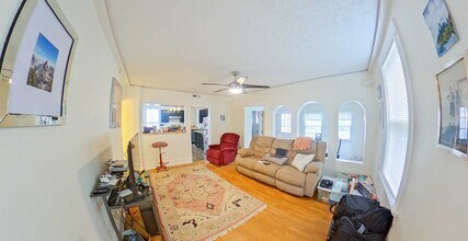 1000 Colorado St in Manhattan, KS - Building Photo - Building Photo