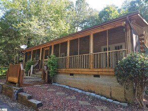 121 Cater Dr in Powdersville, SC - Building Photo - Building Photo