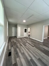 8824 Scottdale Ave in Jennings, MO - Building Photo - Building Photo
