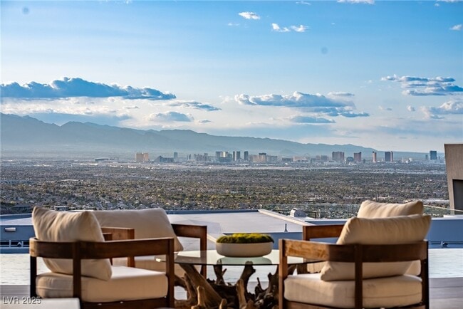 667 Palisade Rim Dr in Henderson, NV - Building Photo - Building Photo